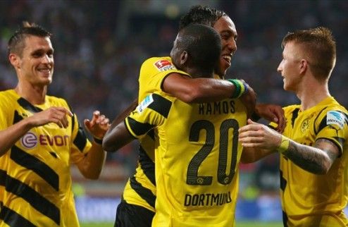 Дортмунд постигна първа победа в Бундеслигата (видео)