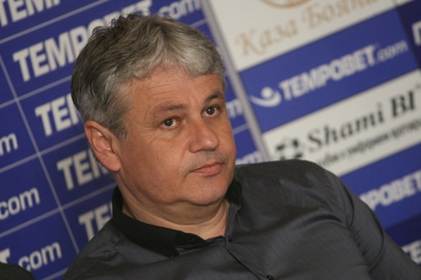 Представиха Стоев за треньор на Левски